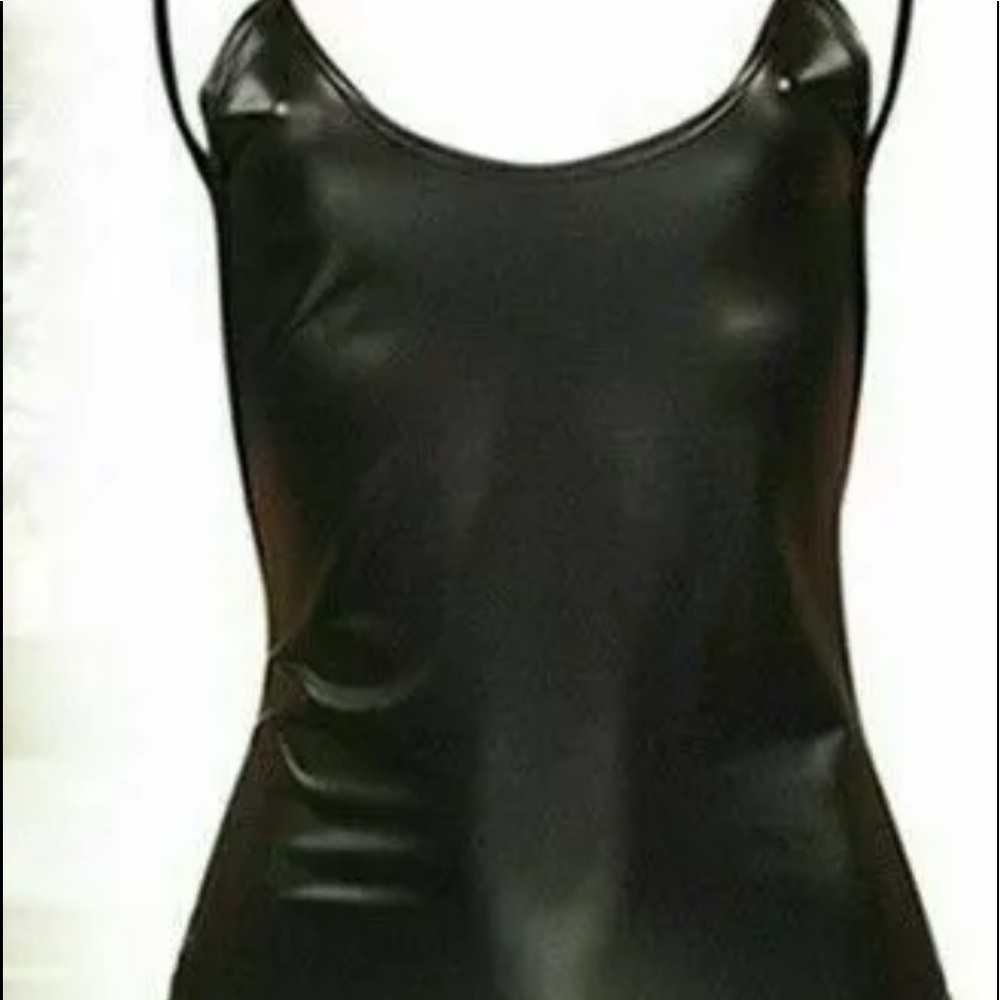 Dress - Picture 4 of 6